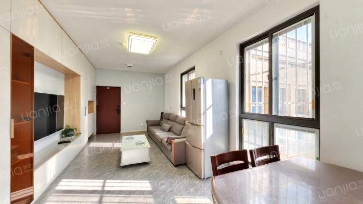 瑞鸿名邸二手房实景图