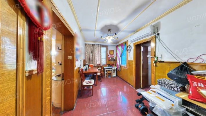 直路新村二手房实景图