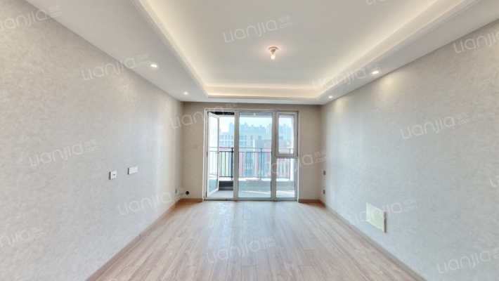 万科首府未来城三期二手房实景图