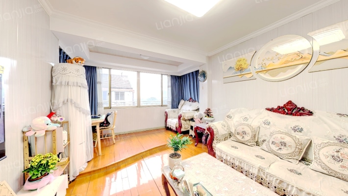 长新新村二手房实景图