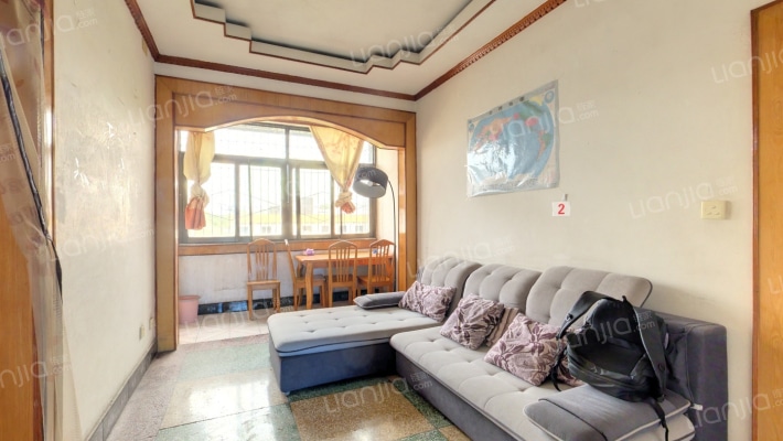 泰山南路一段19号二手房实景图