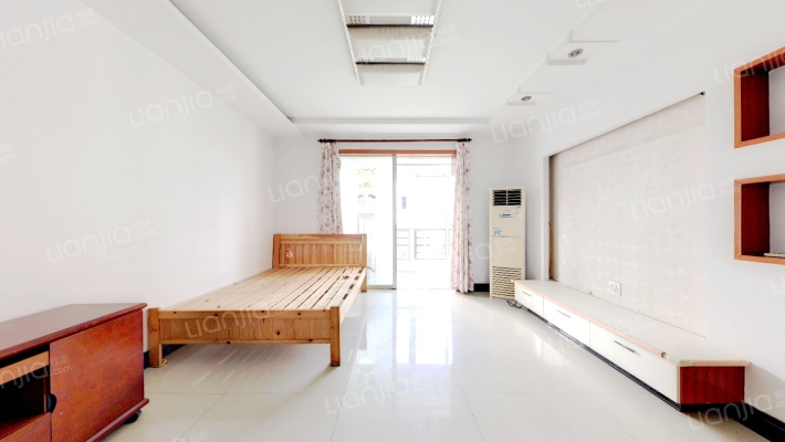 新乘花苑二手房实景图