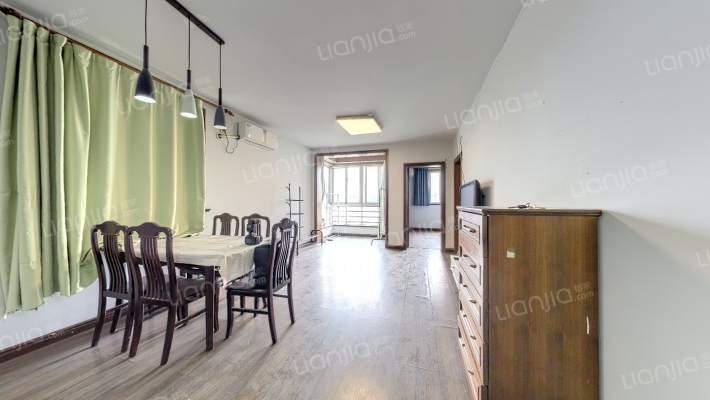 品新苑二手房实景图