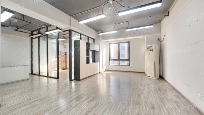 万达广场(昆山市)二手房实景图