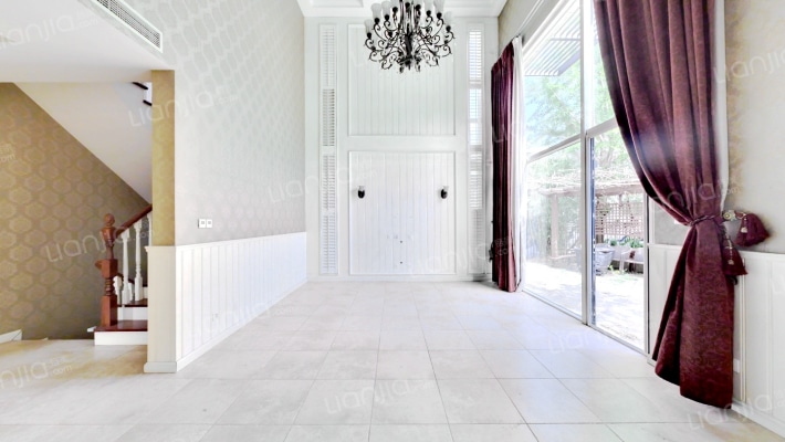 卓锦万代二手房实景图