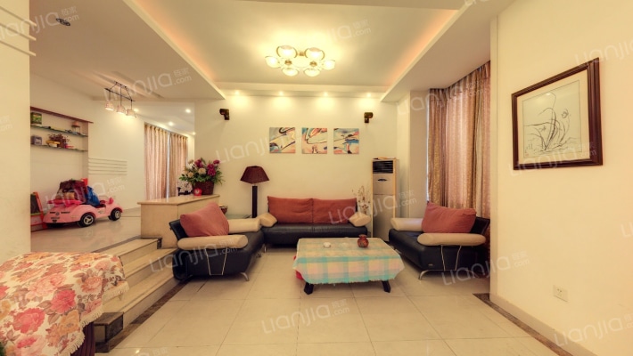 阳光假日二手房实景图