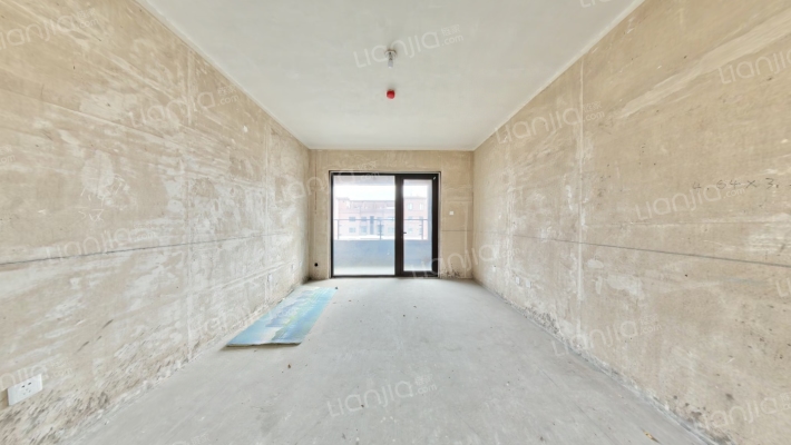 水岸芳洲二手房实景图