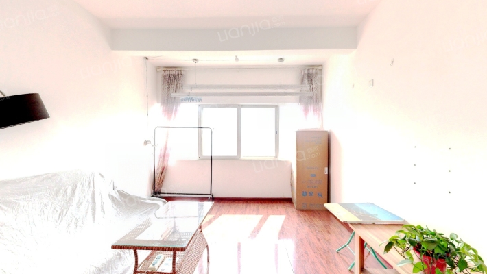 建工新城二手房实景图