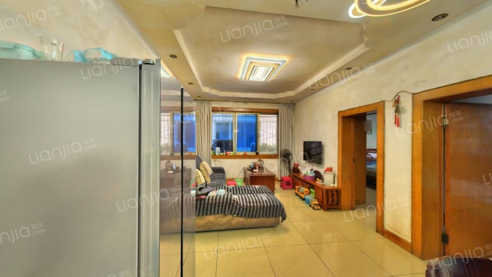 金绸花园二手房实景图