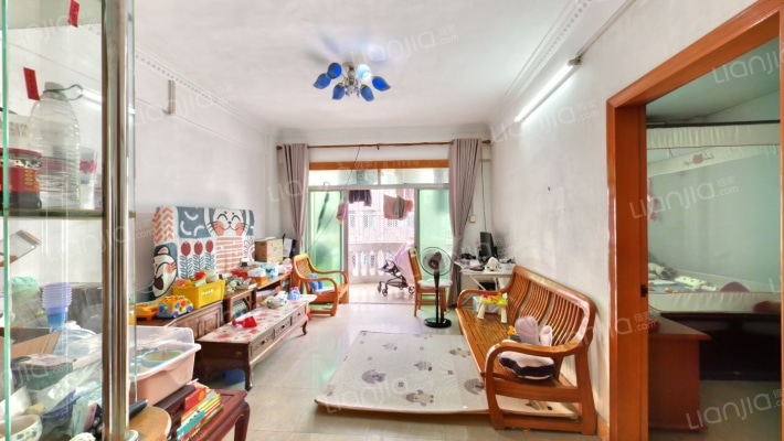 美心东苑二手房实景图