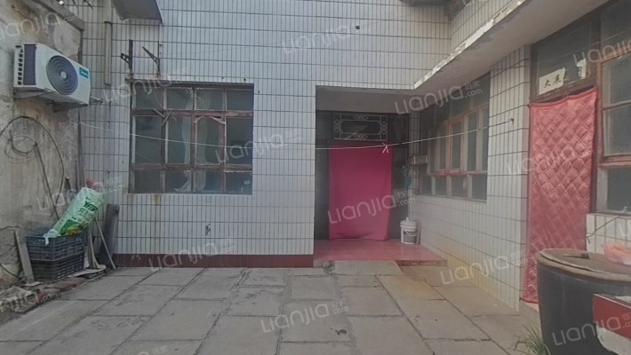 粮食局家属院(兴凯西路)二手房实景图