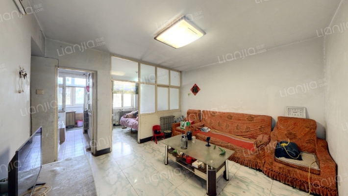 公交公司家属院二手房实景图