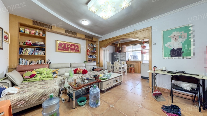 中原区教师住宅小区二手房实景图