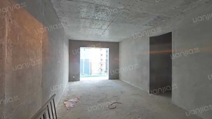 青年城二手房实景图