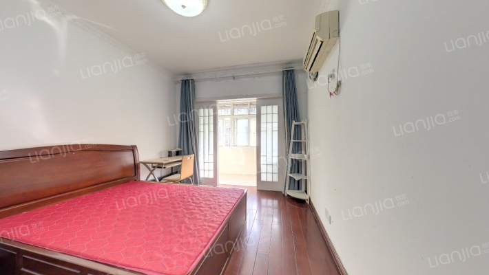 迈皋桥街79号二手房实景图