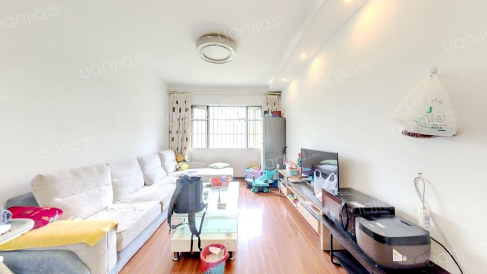 美术小区二手房实景图