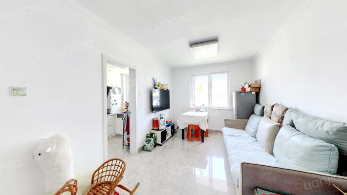 东方新家园北一区二手房实景图