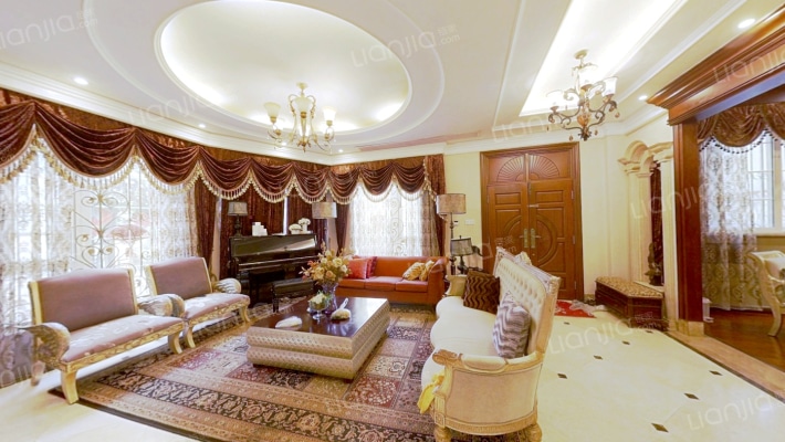 半岛别墅二手房实景图