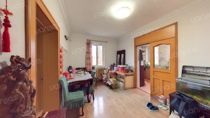 康沈路1472弄二手房实景图