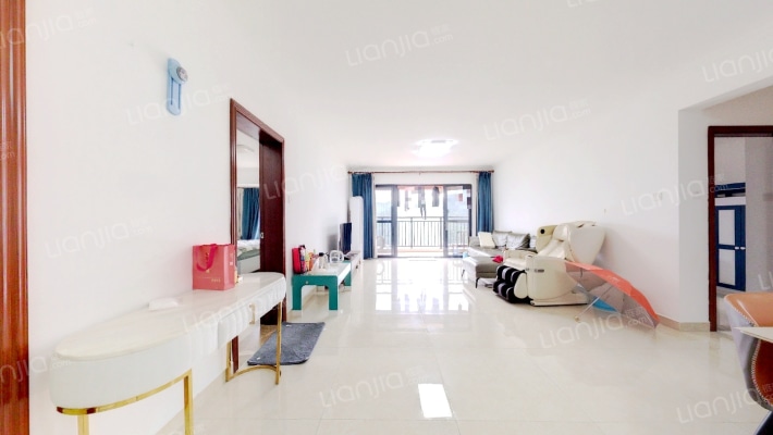 鸿威鸿景华庭南区二手房实景图