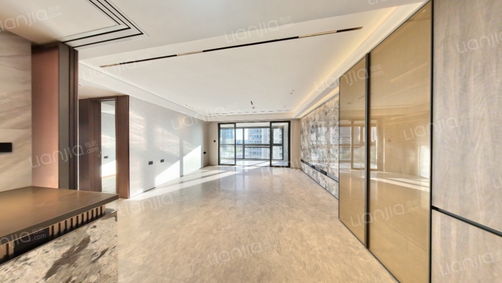 万科朗拾雨核二手房实景图