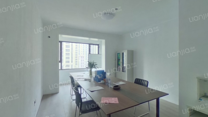 璟樾府二手房实景图