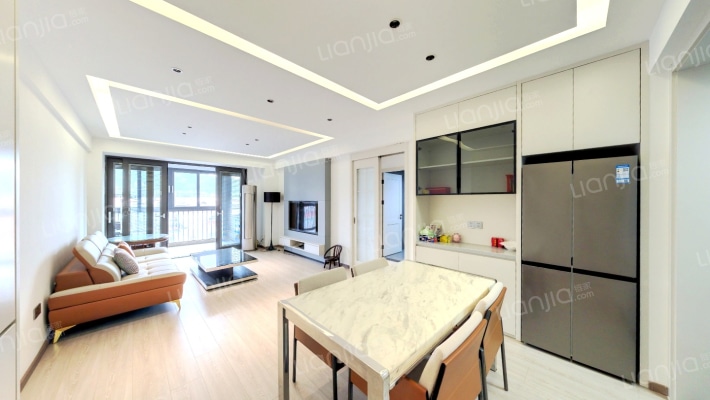 时尚国际二手房实景图