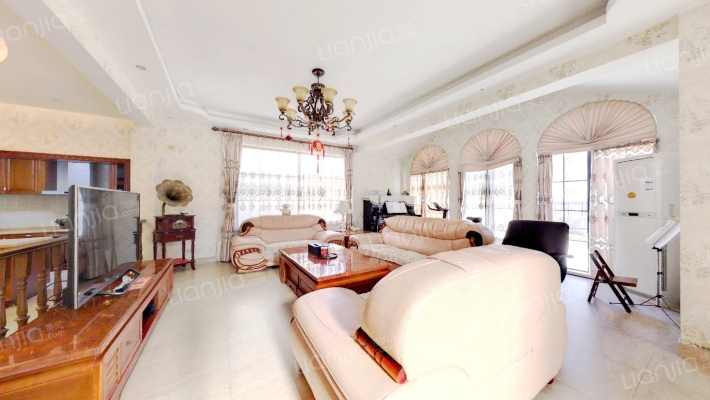 绿地香颂(奉贤)(别墅)二手房实景图