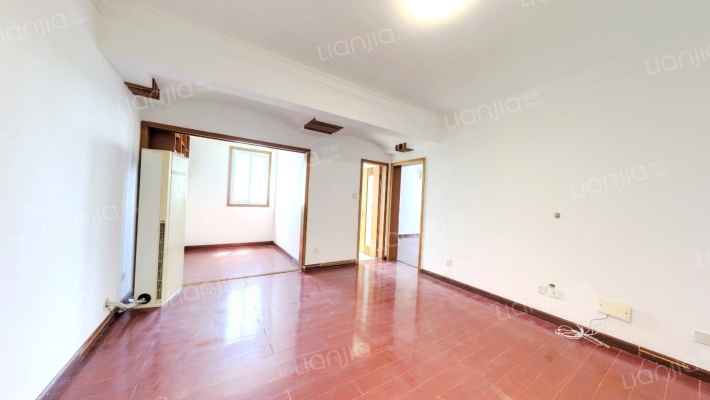 长岛公寓二手房实景图