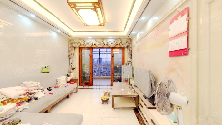 乔弘东郡二手房实景图