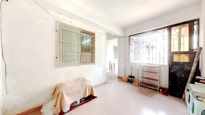 新安街5号-47号(单号)宿舍二手房实景图