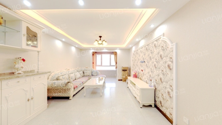 梨秀园二手房实景图