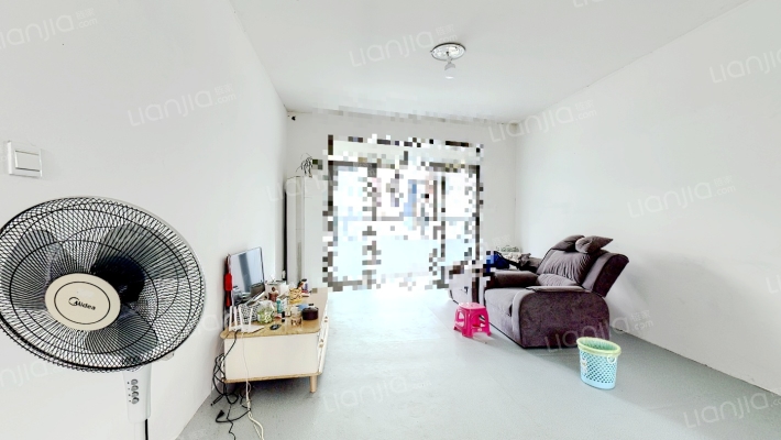 白云花园二手房实景图