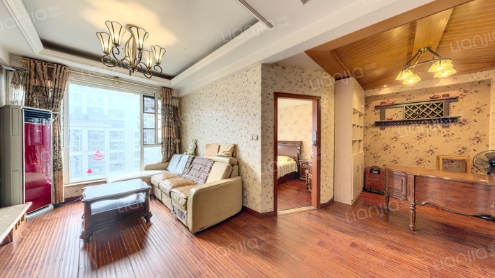 华府金沙二手房实景图