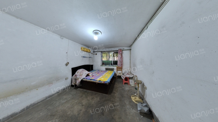 重华南里二手房实景图