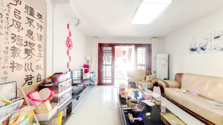 蓝天花园二手房实景图