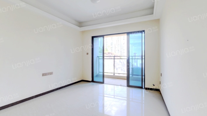 荣盛御景澜湾二手房实景图