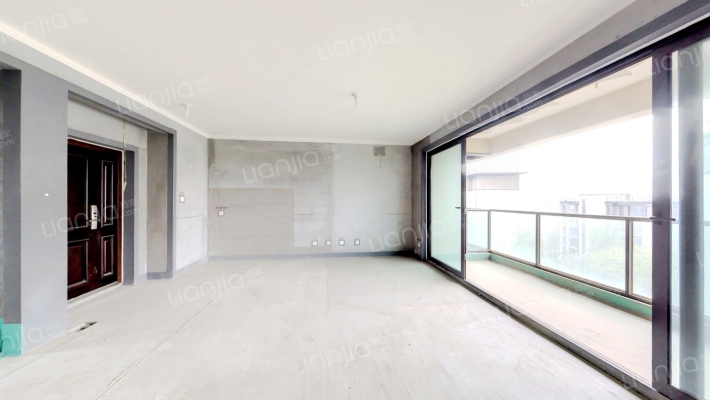 鸿园玫瑰园二手房实景图