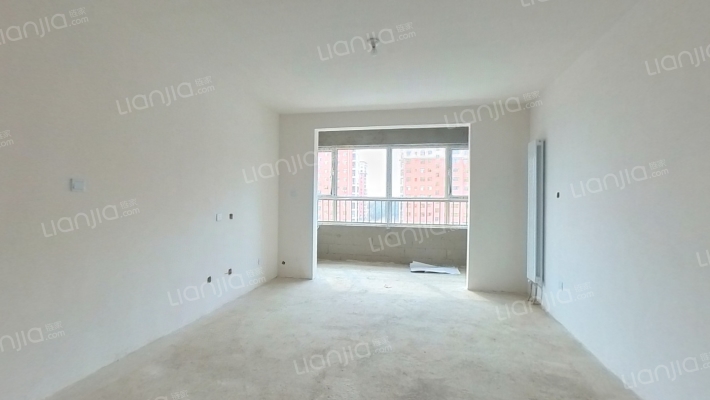 青山绿庭二手房实景图