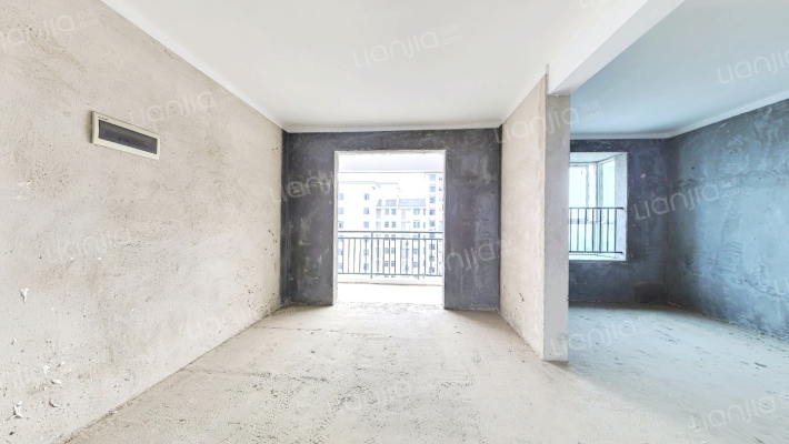 祥云春晓4期A区二手房实景图