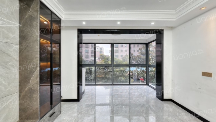 上郡花园二手房实景图