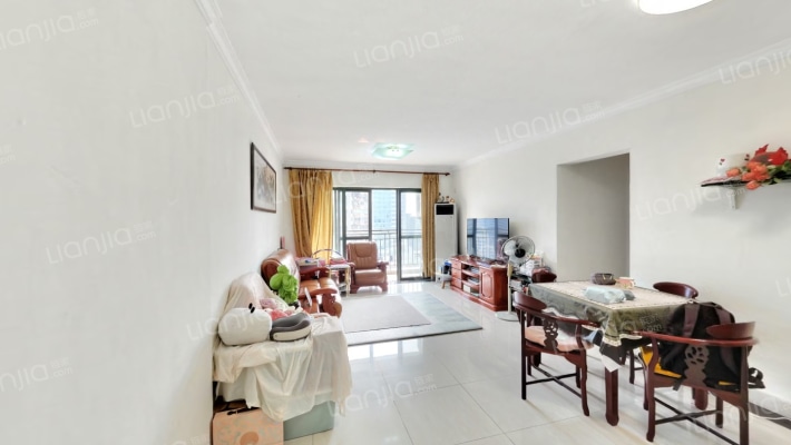 保利麓苑二手房实景图