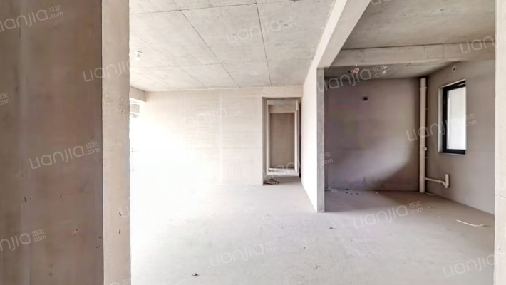 万达天鹅湖二手房实景图