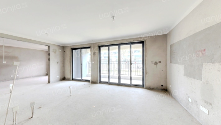 凤麟府二手房实景图