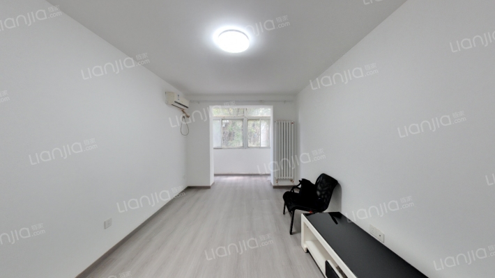 卧龙南里二手房实景图