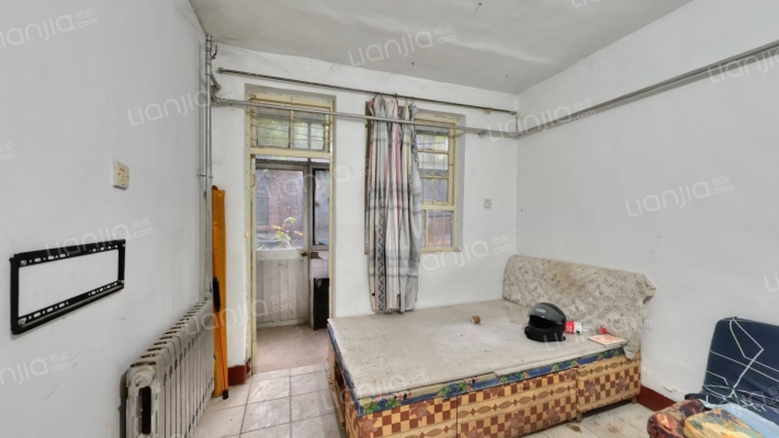 山大路179号二手房实景图