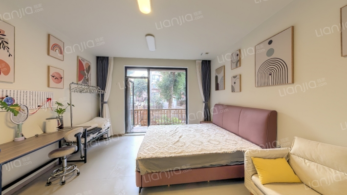 山水花苑二手房实景图