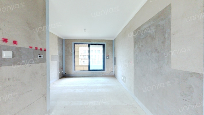 绿地香湖湾5号院二手房实景图