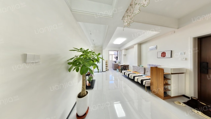 远大都市明珠南区二手房实景图