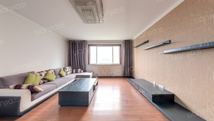 华清新苑二手房实景图